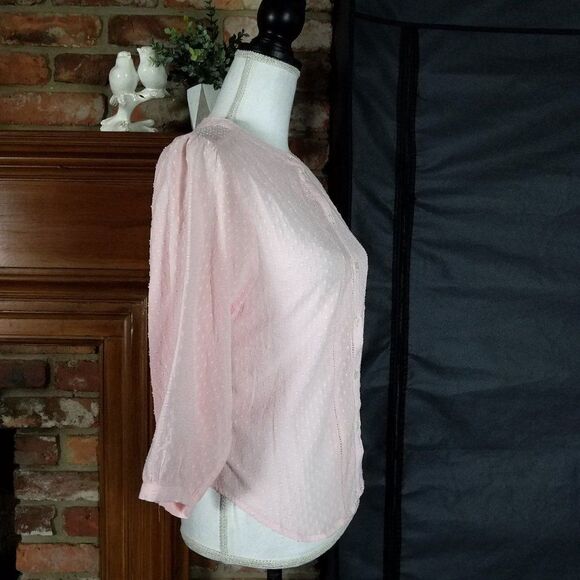Court & Rowe Pale Pink Clip Dot Blouse - Picture 3 of 10